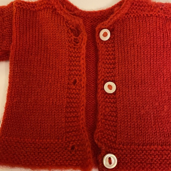 1950 VINTAGE RED WOOL TINY DOLL SWEATER - Picture 5 of 11